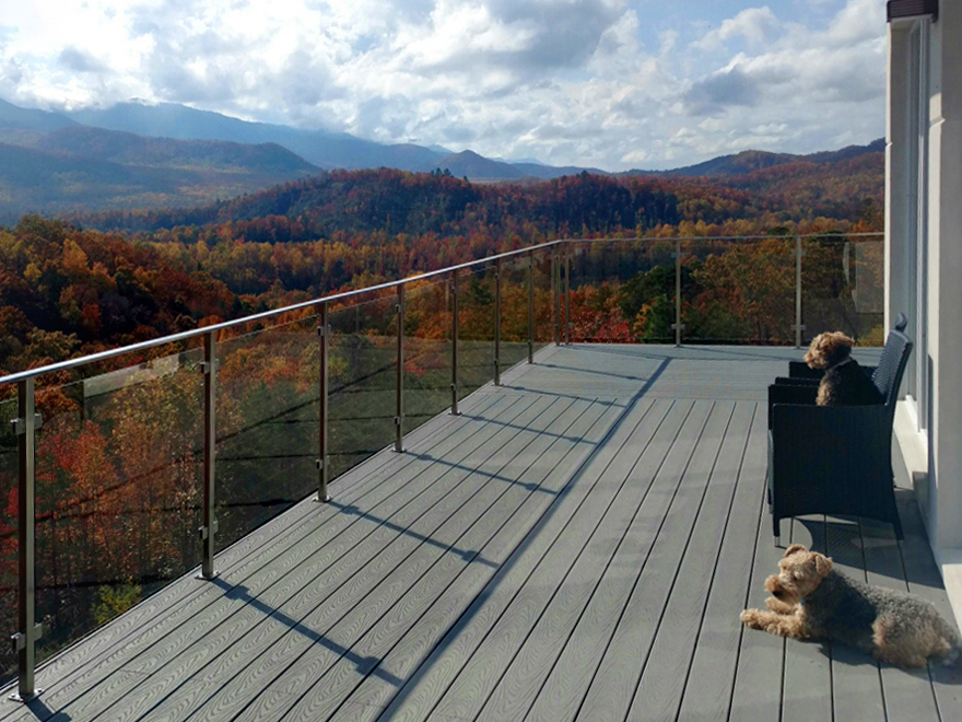 modern-glass-deck-railing-for-outdoor-railing-install-880x660-120722